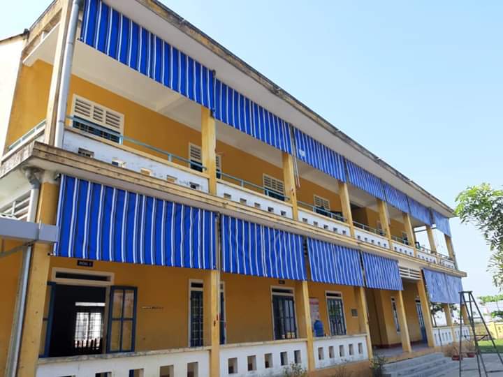 mái hiên di động