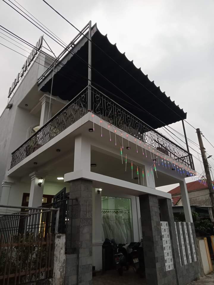 mái che sân thượng