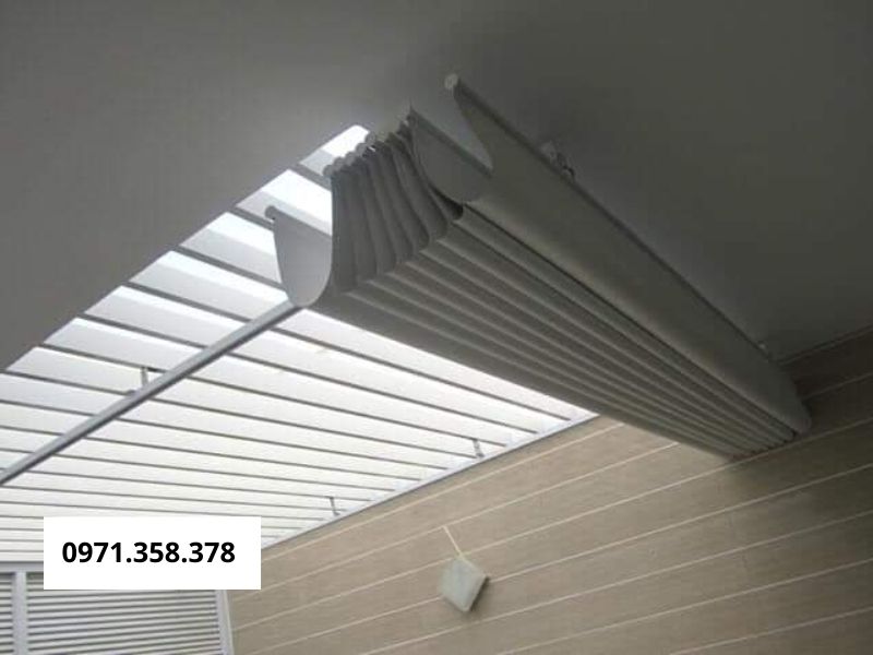 Bạt Che Nắng Giếng Trời 