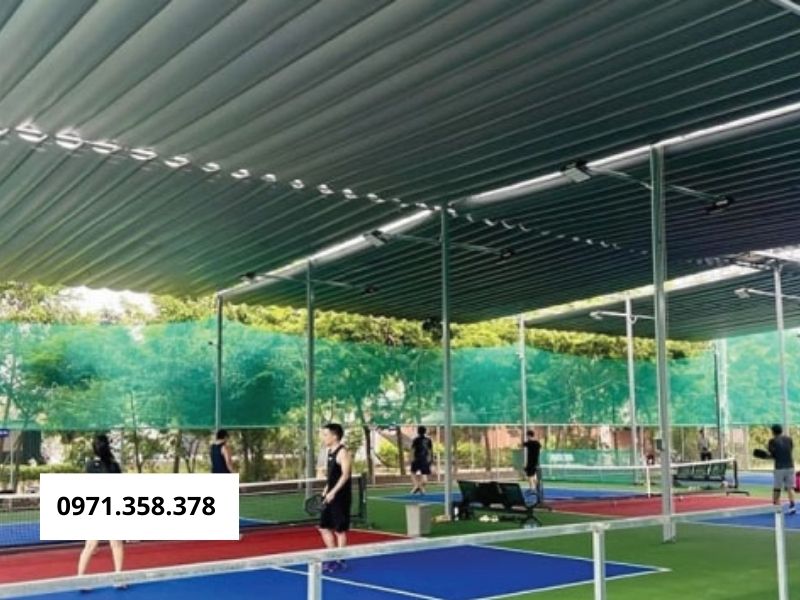 Mái che bạt xếp di động sân tennis