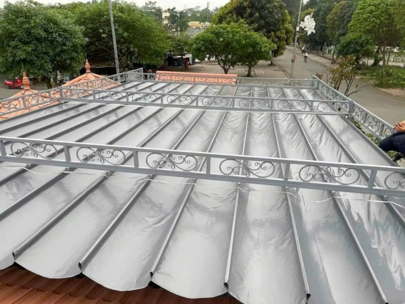 giá mái che cố định