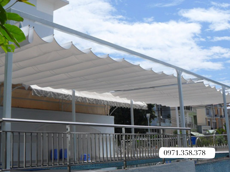 Các yếu tố quyết định giá mái che di động