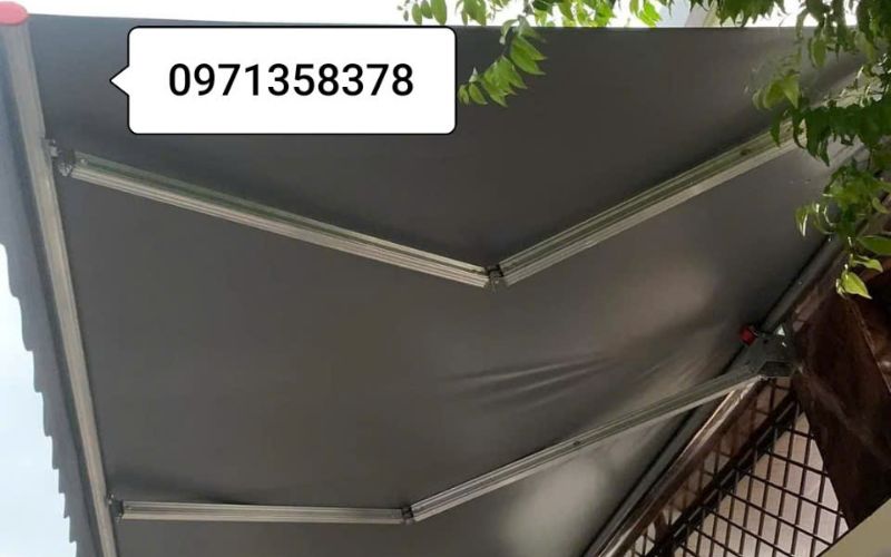 bạt quay mái hiên